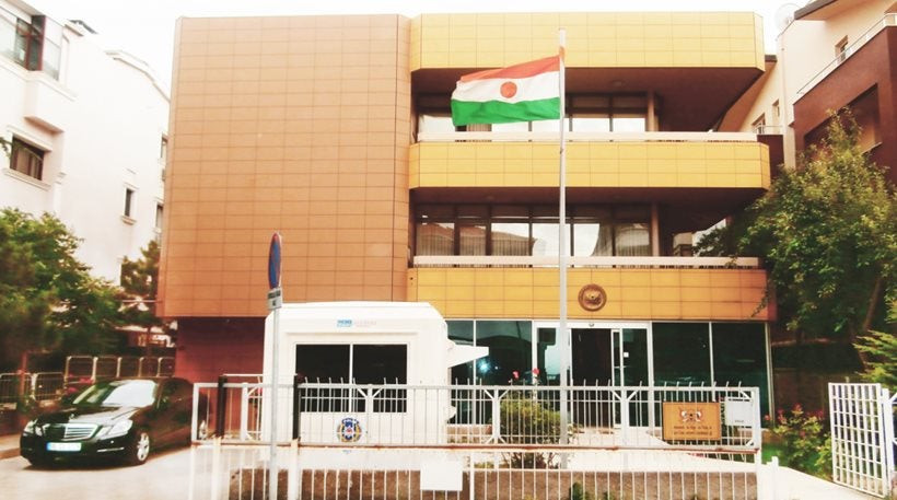 Ανακαλεί τον πρέσβη του στο Κατάρ και ο Νίγηρας – Ένδειξη αλληλεγγύης προς τις αραβικές χώρες